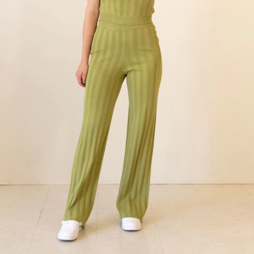NECTAR green pants!